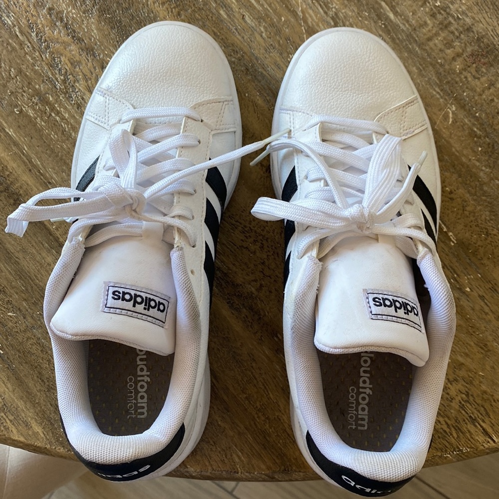 Adidas Tennis shoes, women’s 8 1/2. Worn once maybe twice.